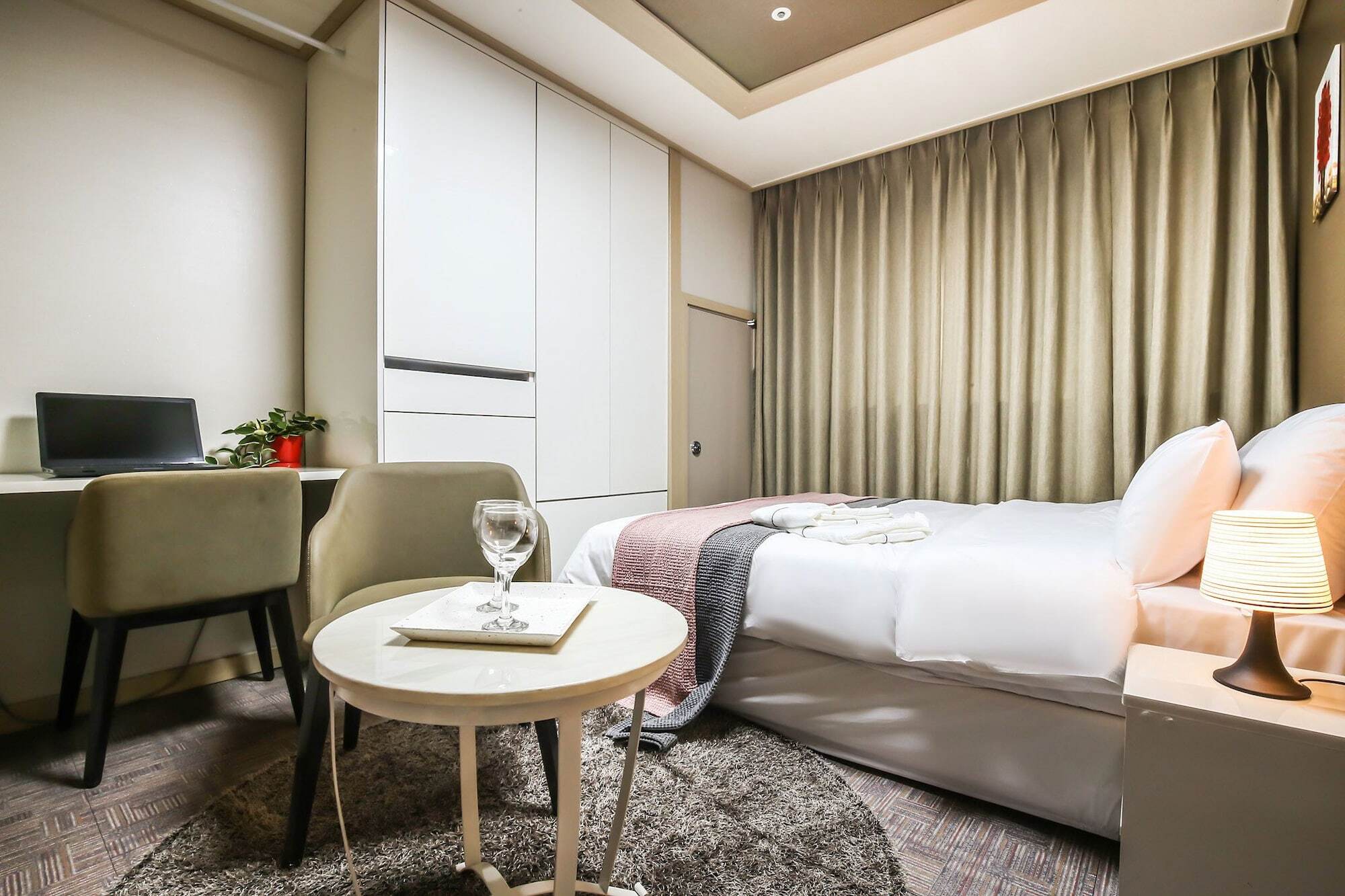 Residence Hotel Line Daejeon Extérieur photo